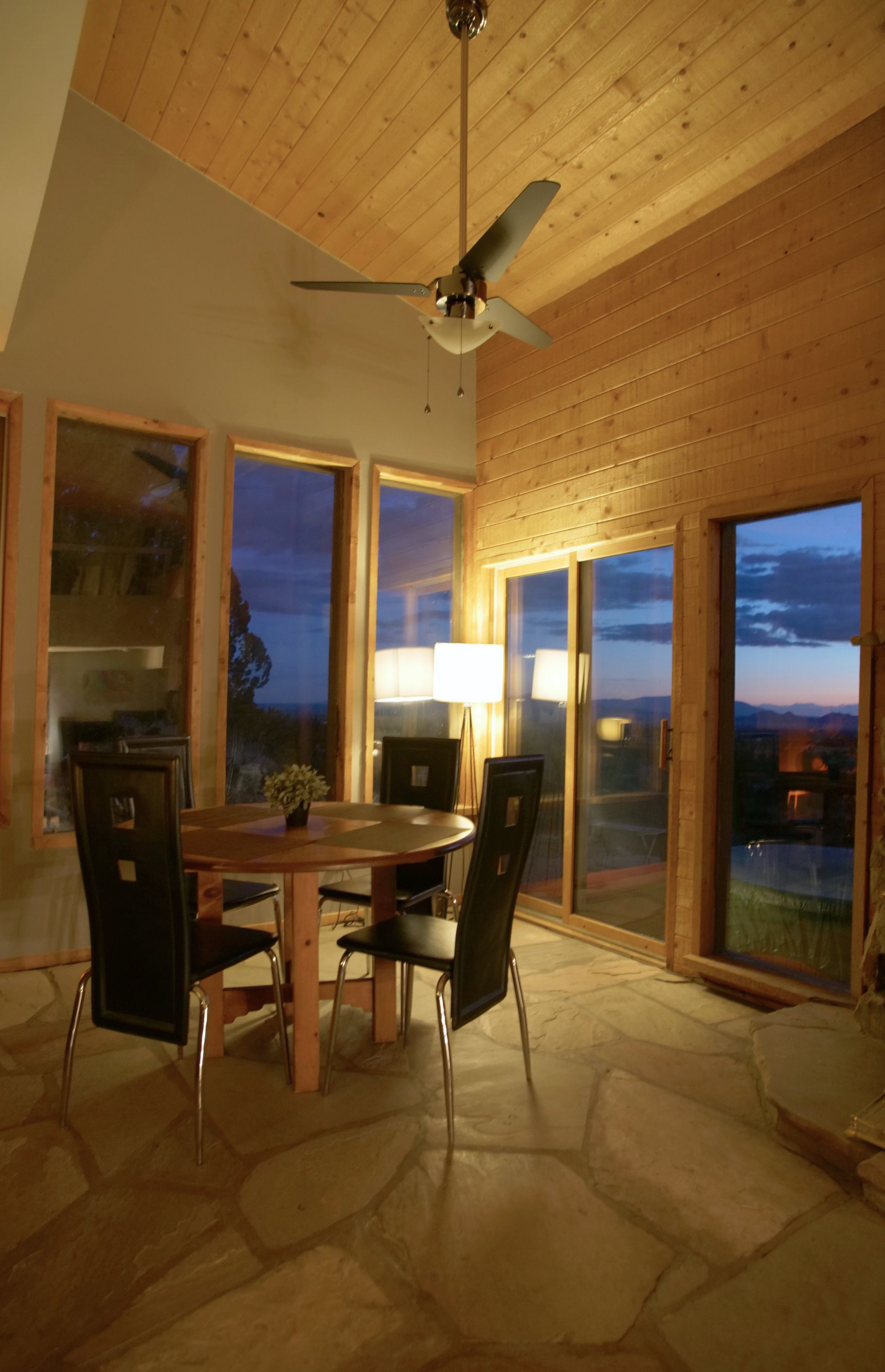 Dining Room - View - night